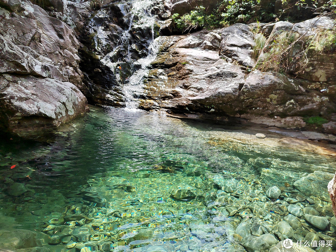 夏日溯溪好去处，武宁石榴港