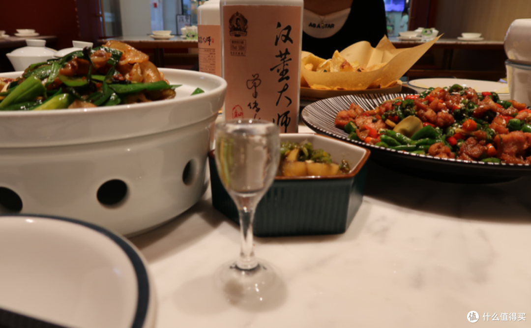 很多人没想到,白酒也是有保质期的,不是什么白酒都适合储存