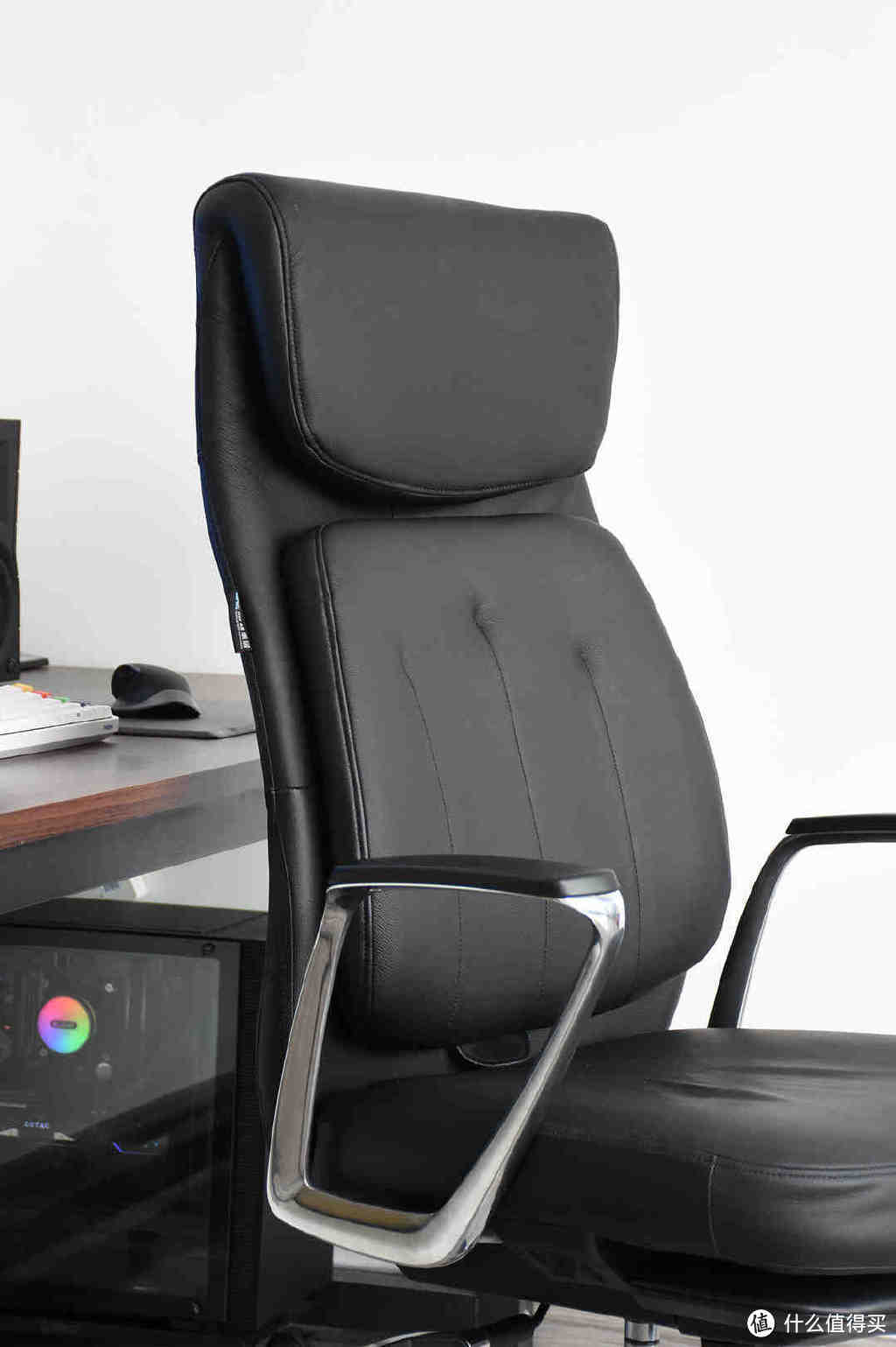 恒林人体工学35度可调节老板椅：商务格调，舒适坐感