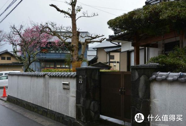 日本离奇失踪案：一家为四口消失，一年后发现陈尸水库，为何警方以自杀结案？