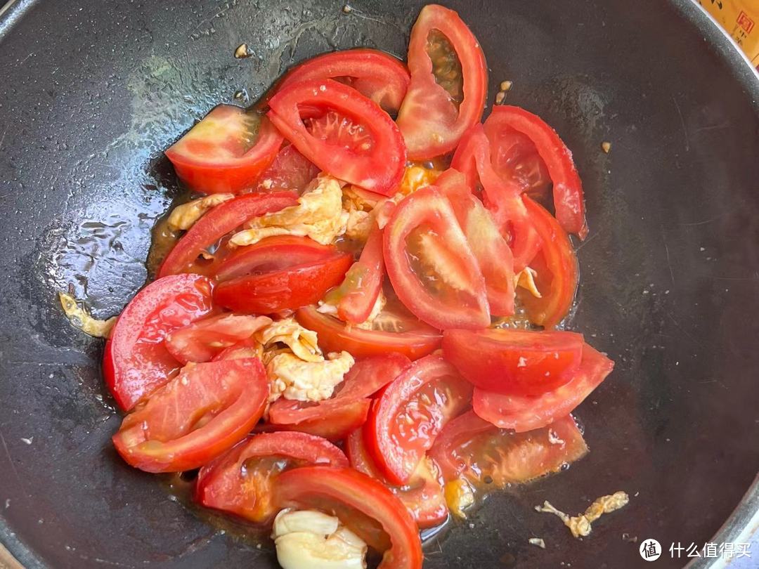 记录一人饮食之餐饮家里常见菜谱：蛋炒西红柿菜谱，烹饪即简单又下饭！