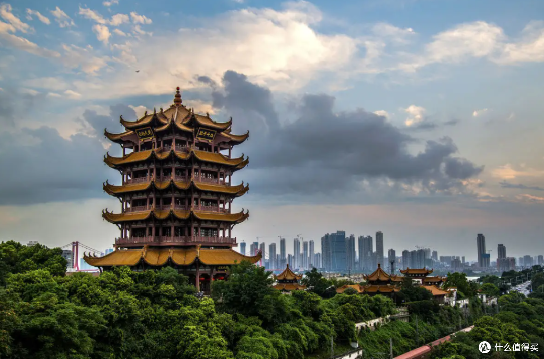 湖北人为何不待见这款酒,反而更喜欢黄鹤楼,难道黄鹤楼酒质出众