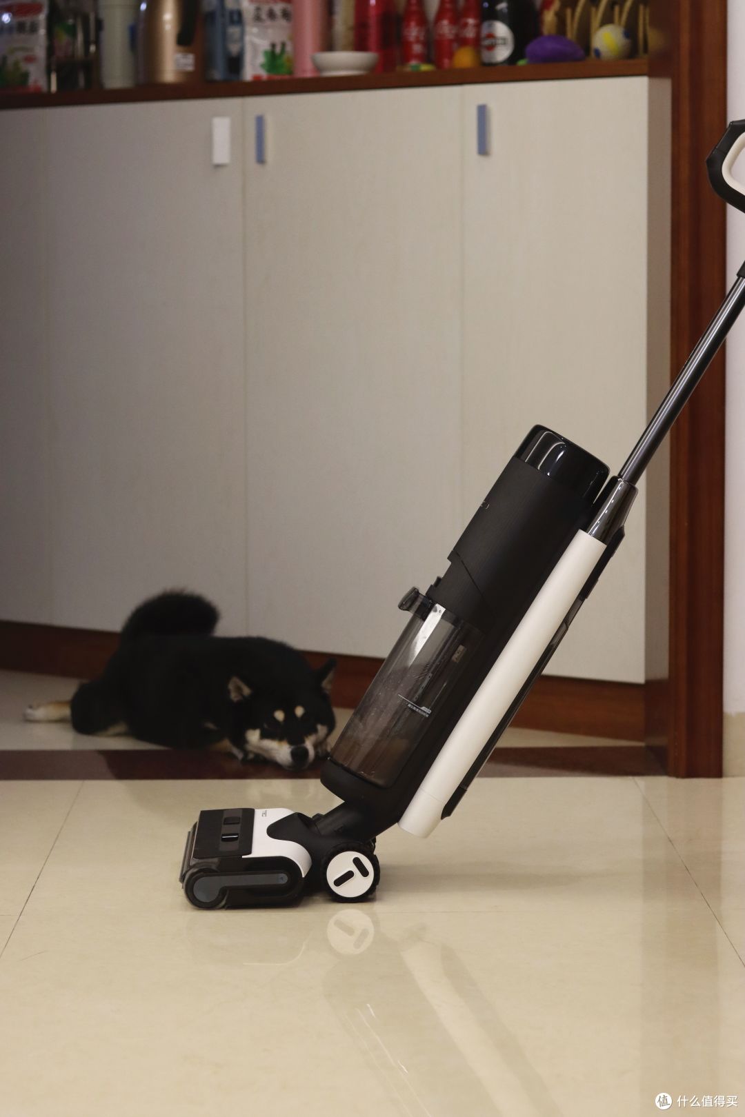 从体验入手！吸尘器、洗地机、扫地机器人如何选？看准关键词，选购不出错！