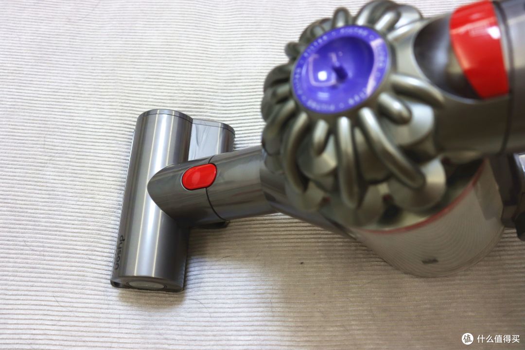 从体验入手！吸尘器、洗地机、扫地机器人如何选？看准关键词，选购不出错！