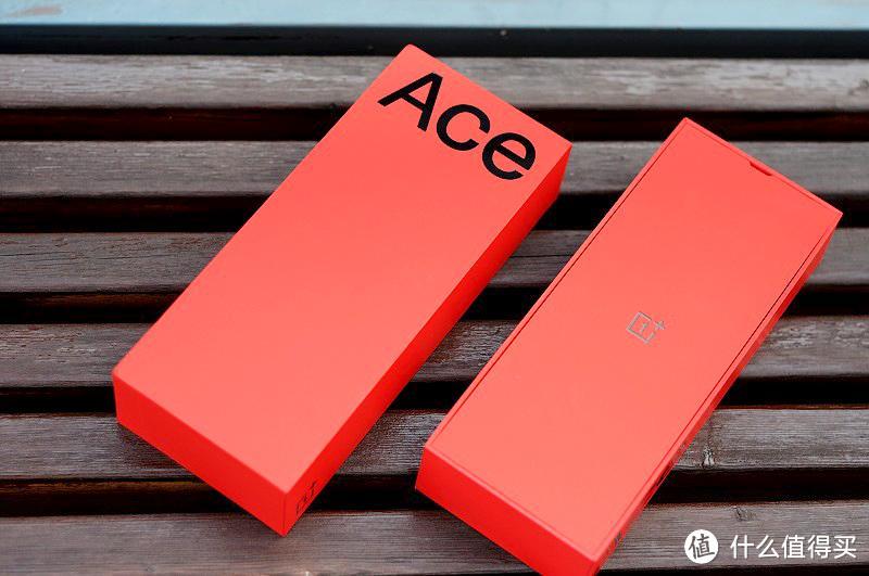 有颜有值的性能手机新标杆：一加Ace Pro深度体验