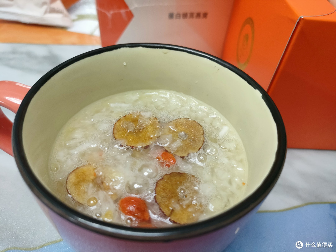 秋季女士养生秘诀,每日一杯厘盏蛋白银耳燕窝