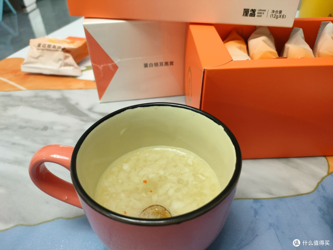 秋季女士养生秘诀,每日一杯厘盏蛋白银耳燕窝