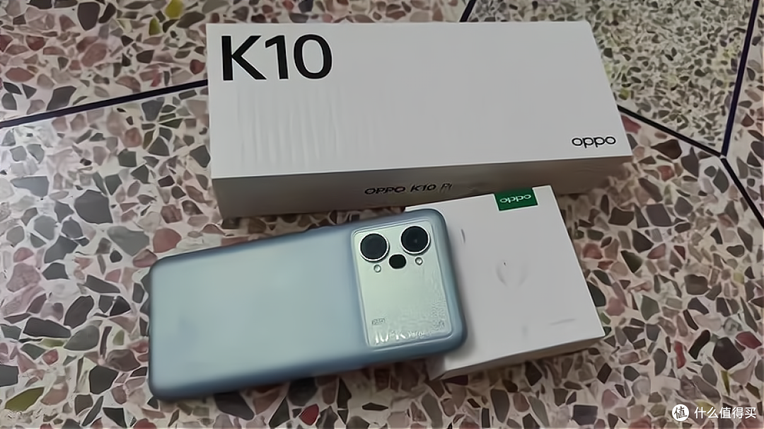 5000mAh大电池+台积电5nm+金刚石VC，256GB存储仅1889元