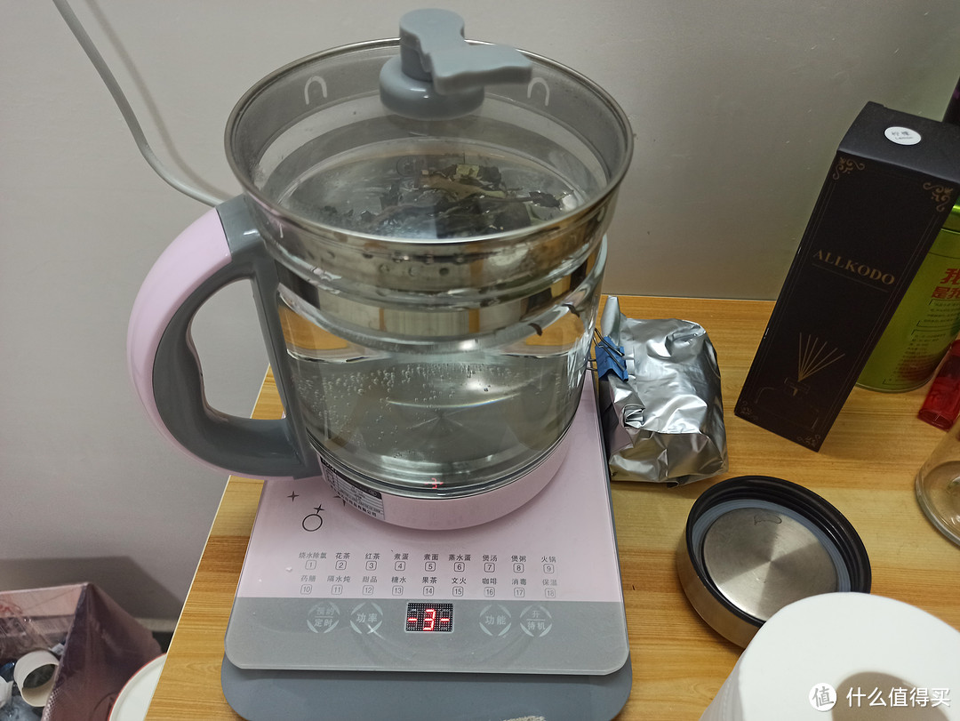 那是真的香！！！白茶寿眉的另一种打开方式：尝试用煮茶器煮寿眉。