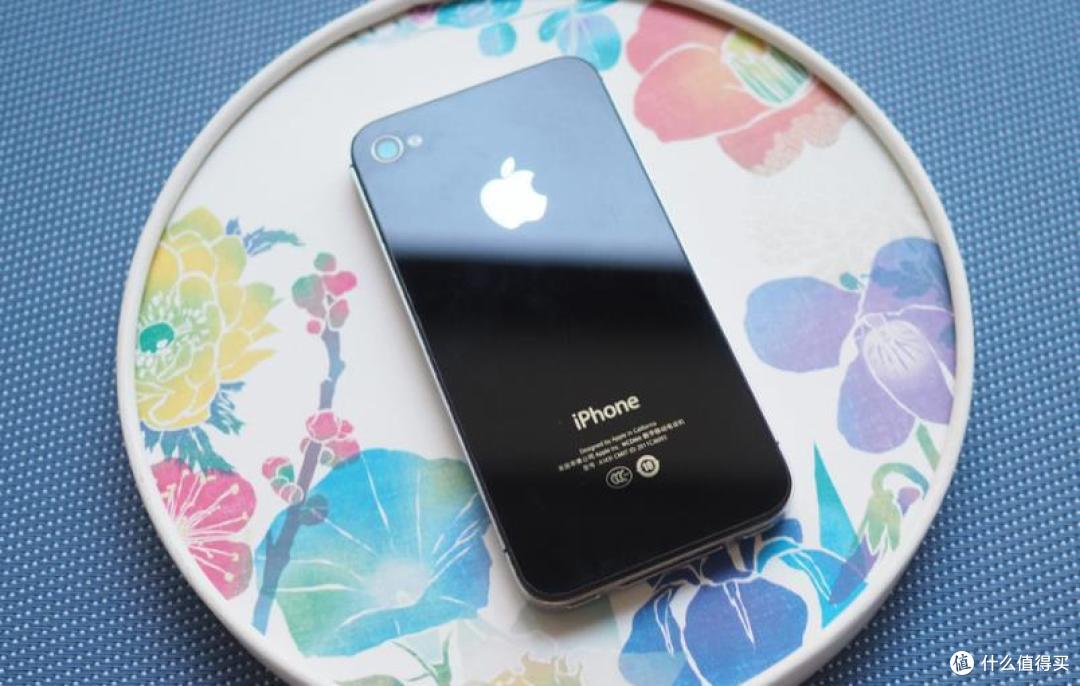 iPhone 14 Pro暗紫色最丑? 苹果历年iphone配色盘点,哪一款配色最惊艳?土豪金 or 远峰蓝?