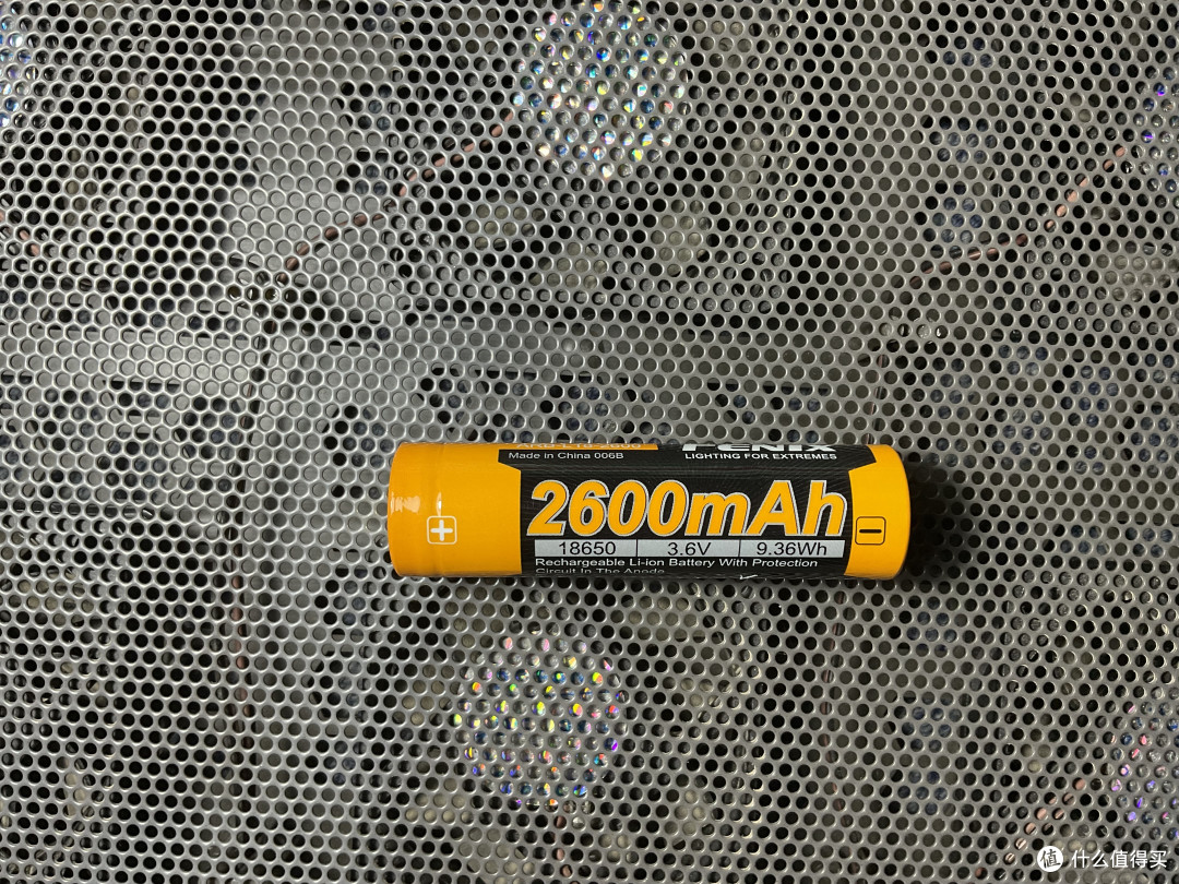 第一只手电菲尼克斯c6v3.0开箱