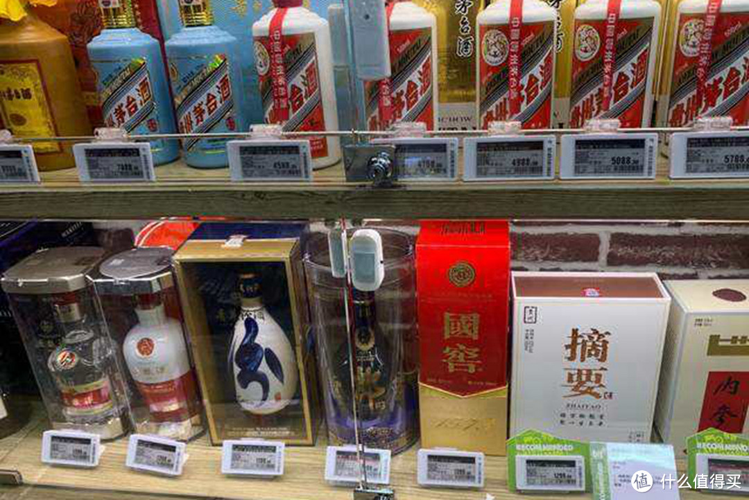 都知道五粮液稳坐“浓香第一”,那10大浓香酒中,其余九名都有谁