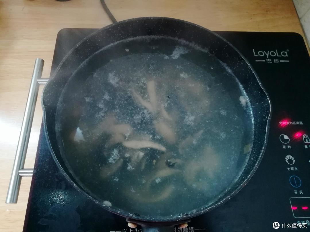 爷爷来看孙子,点名要吃这道下酒菜,邻居:好菜配好酒,会享受