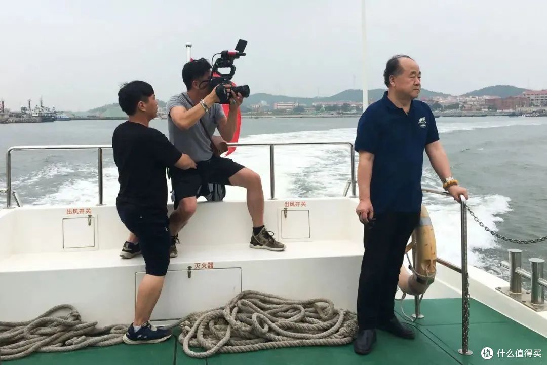 登上纪录片,这6位文学大家撑足了中国面子!