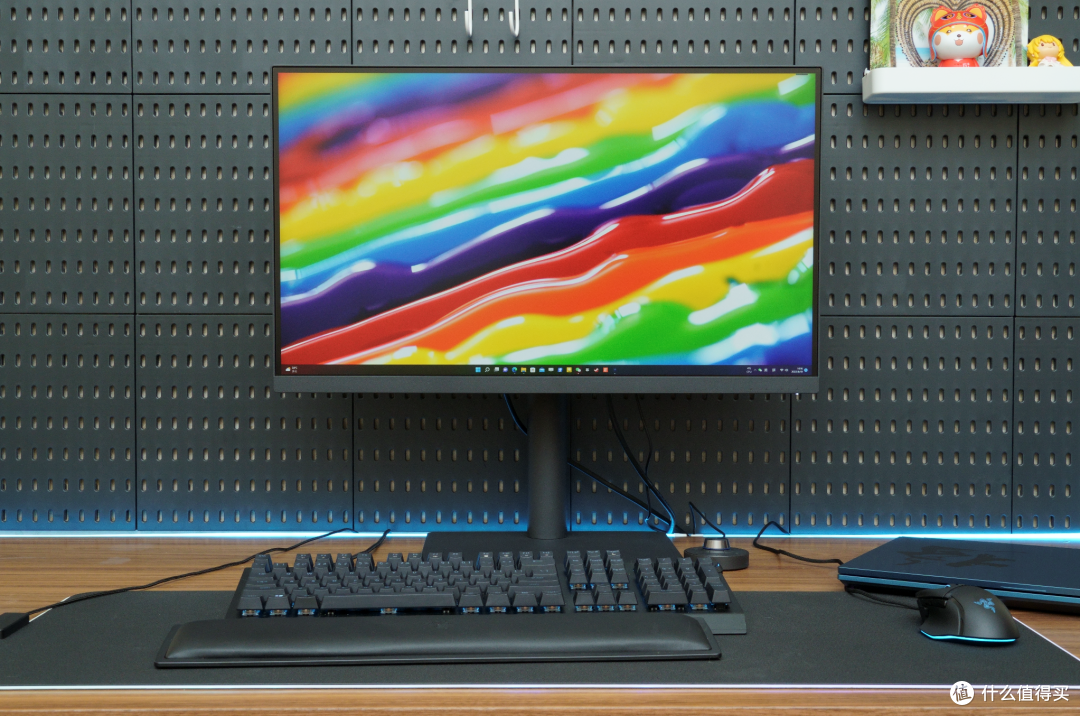 色彩精准 设计贴心 明基 BenQ PD2705U是真正的生产力工具