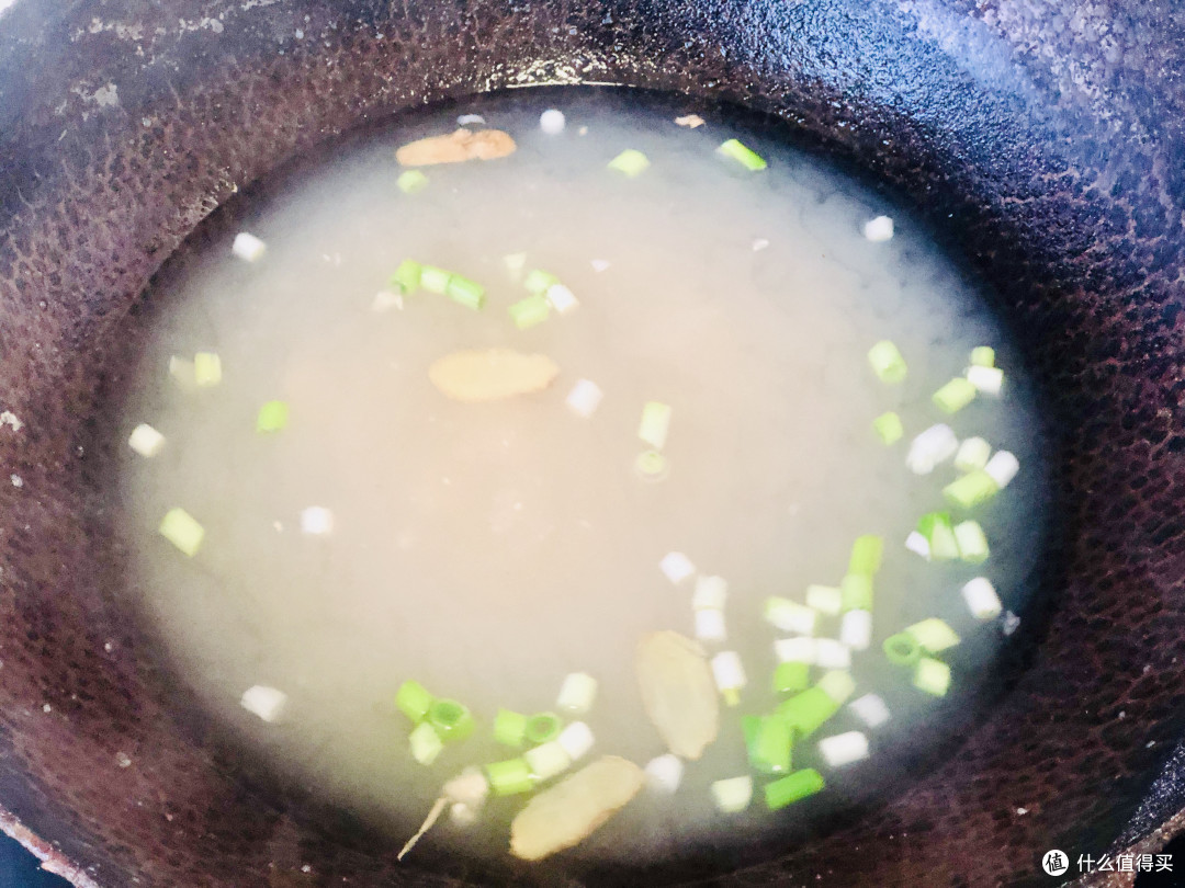 懒人版鱼汤,10分钟轻松搞定,汤鲜味美,秋燥盛行要常喝
