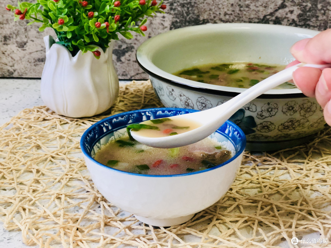 懒人版鱼汤,10分钟轻松搞定,汤鲜味美,秋燥盛行要常喝