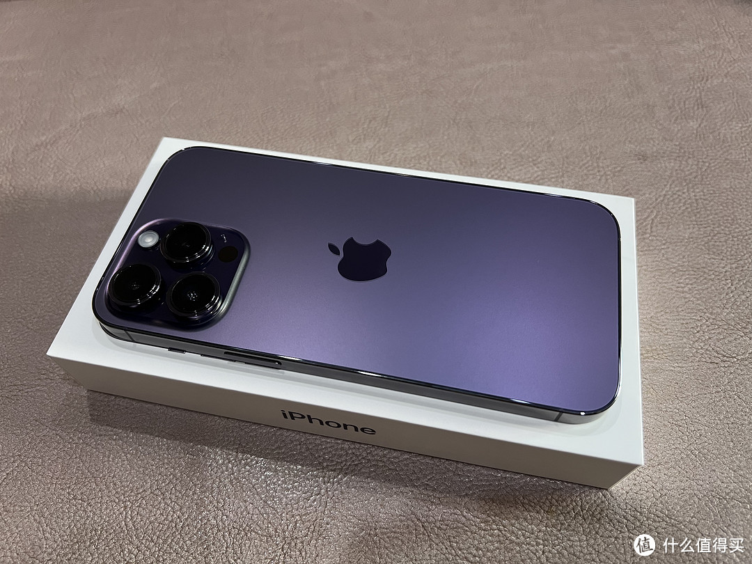 iPhone 14Pro Max 紫色 + PITAKA  600D 凯夫拉 黑灰斜纹 磁吸壳 简单开箱 简单点评