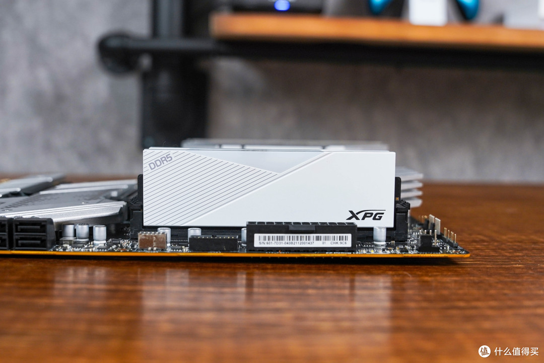 月光宝盒制造: RTX3090Ti+12代酷睿DDR5 全景高配平台新视觉