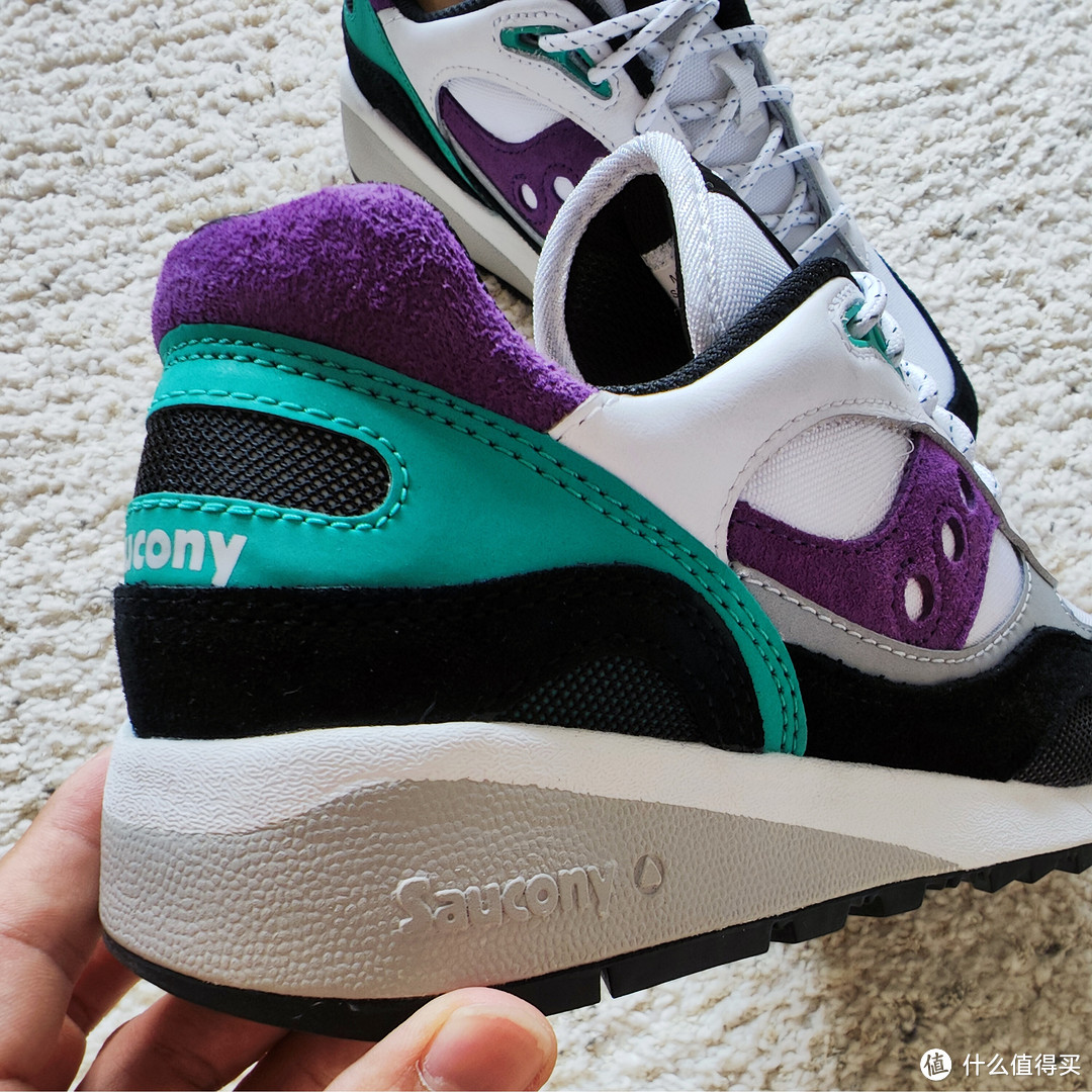 Saucony Into the Void与Kangaroos 啤酒花联名分享