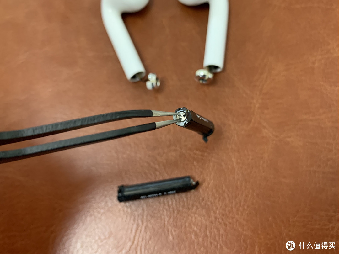 【硬核动手】36元复活Apple AirPods - 自行更换苹果AirPods电池记录