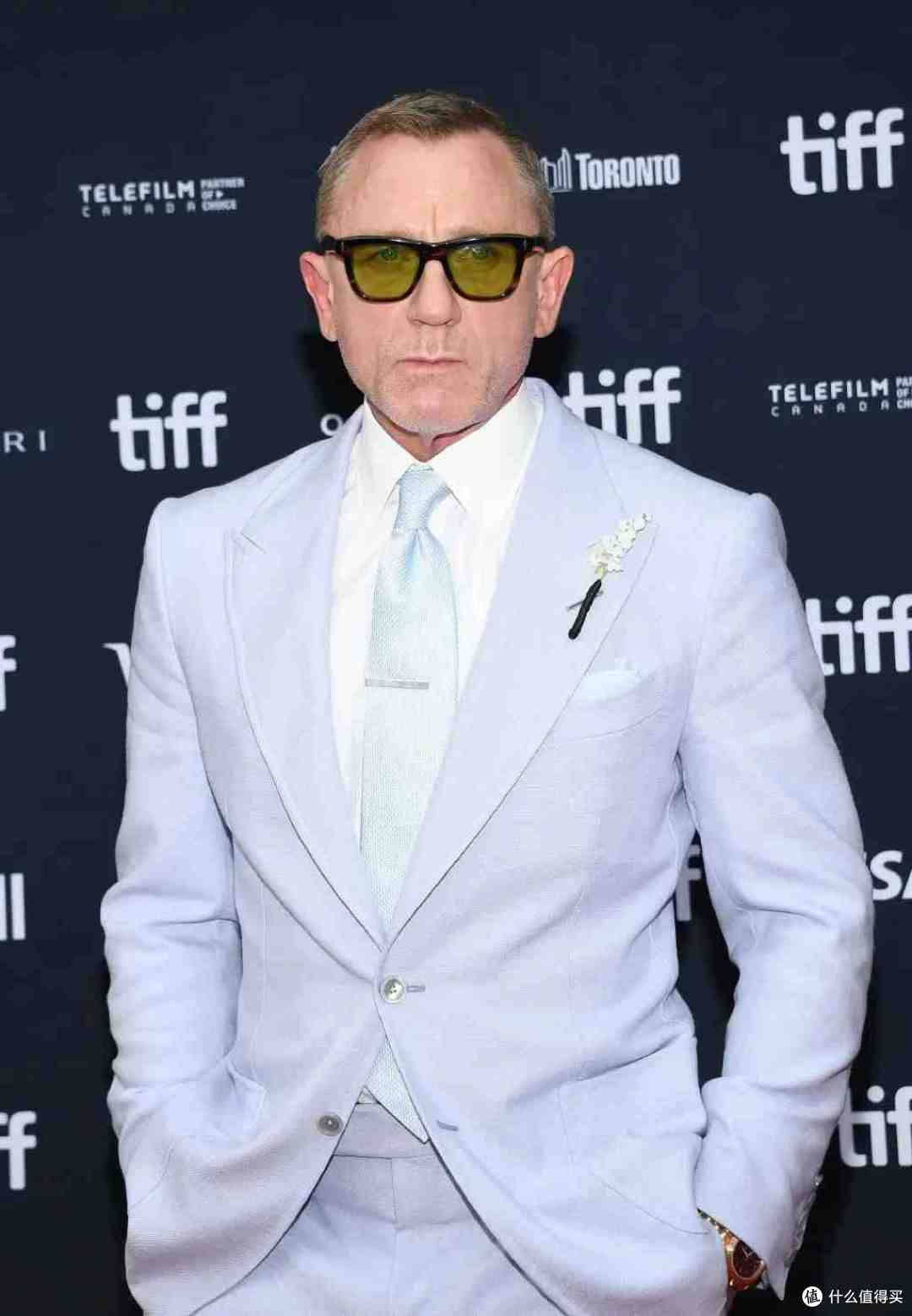 出生贵族却拒绝做公爵夫人,高贵冷艳,她活成了自己的女王!