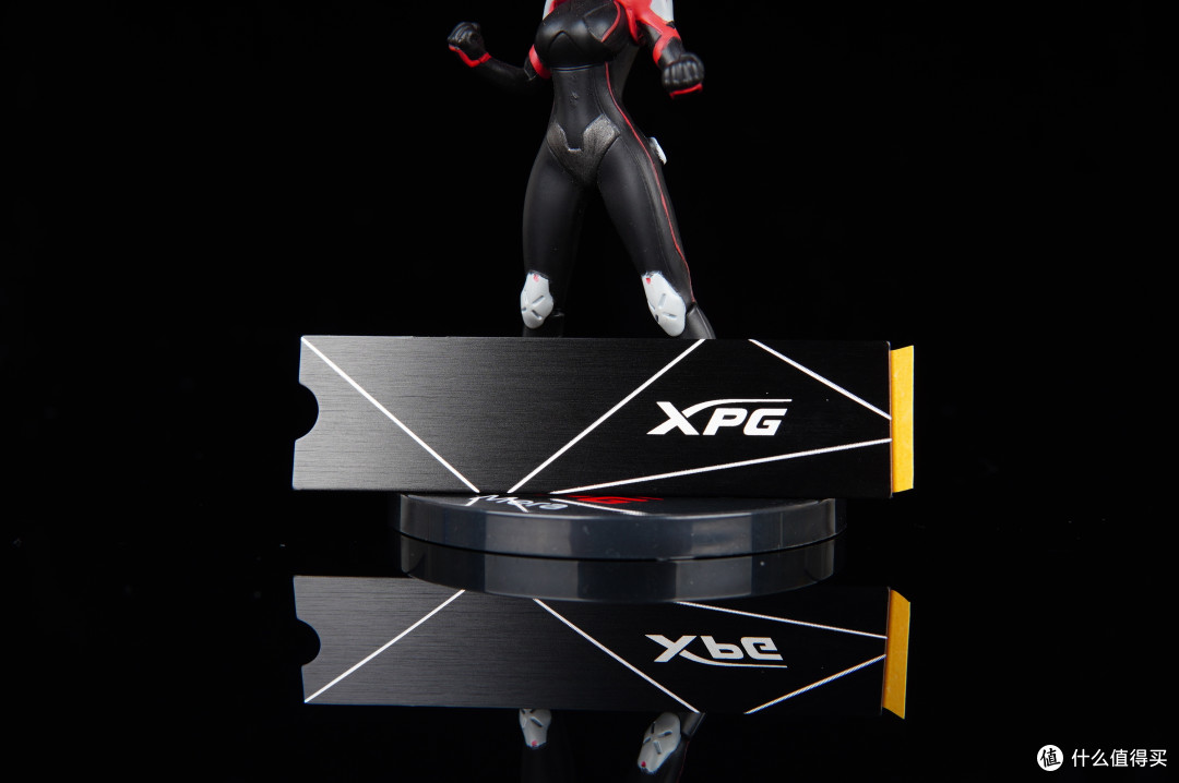 7000MB/s的读取速度,优秀的温度表现,XPG S70 Blade 1TB性能实测