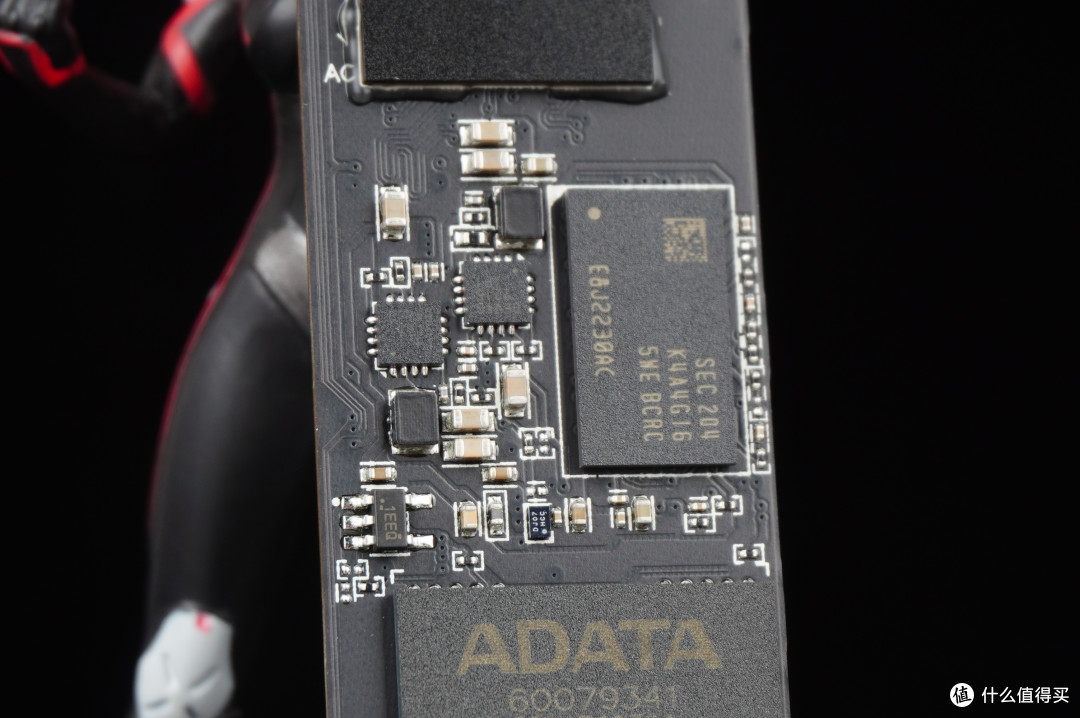 7000MB/s的读取速度,优秀的温度表现,XPG S70 Blade 1TB性能实测