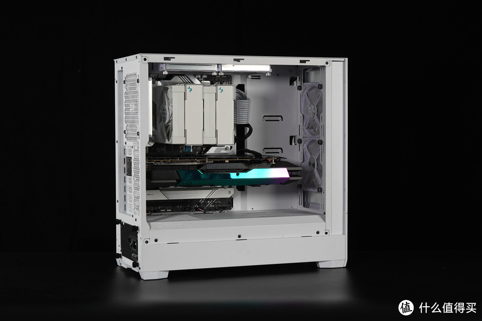 Fractal Design— PopAir机箱+ROG Z690 DDR4吹雪装机体验 