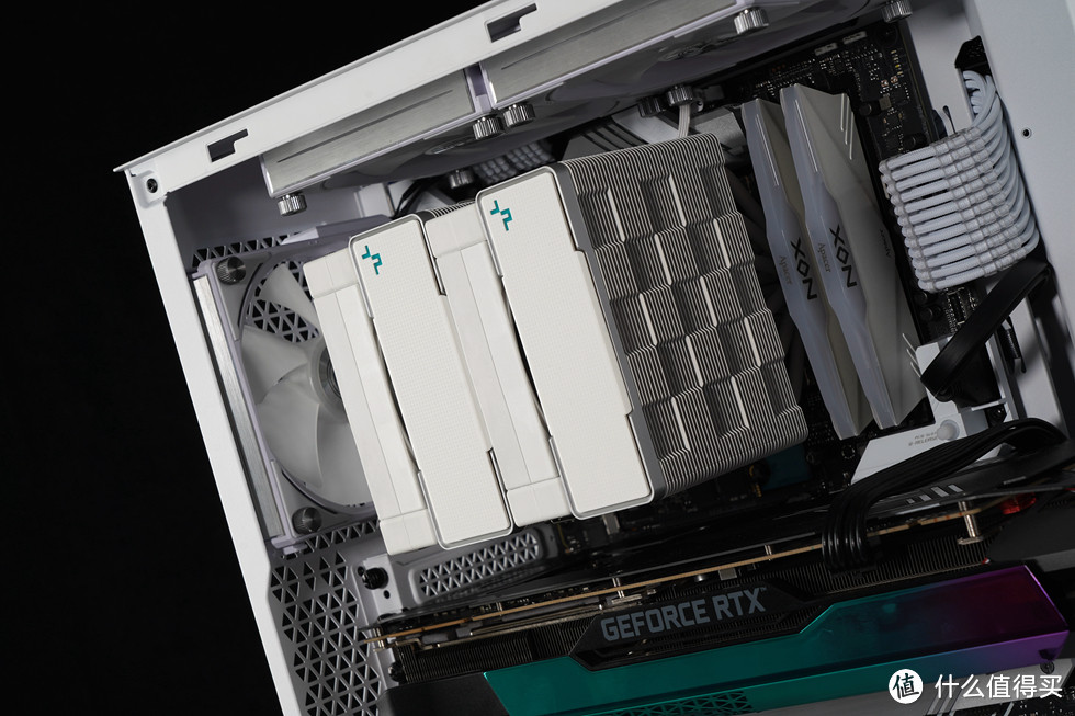 Fractal Design— PopAir机箱+ROG Z690 DDR4吹雪装机体验 