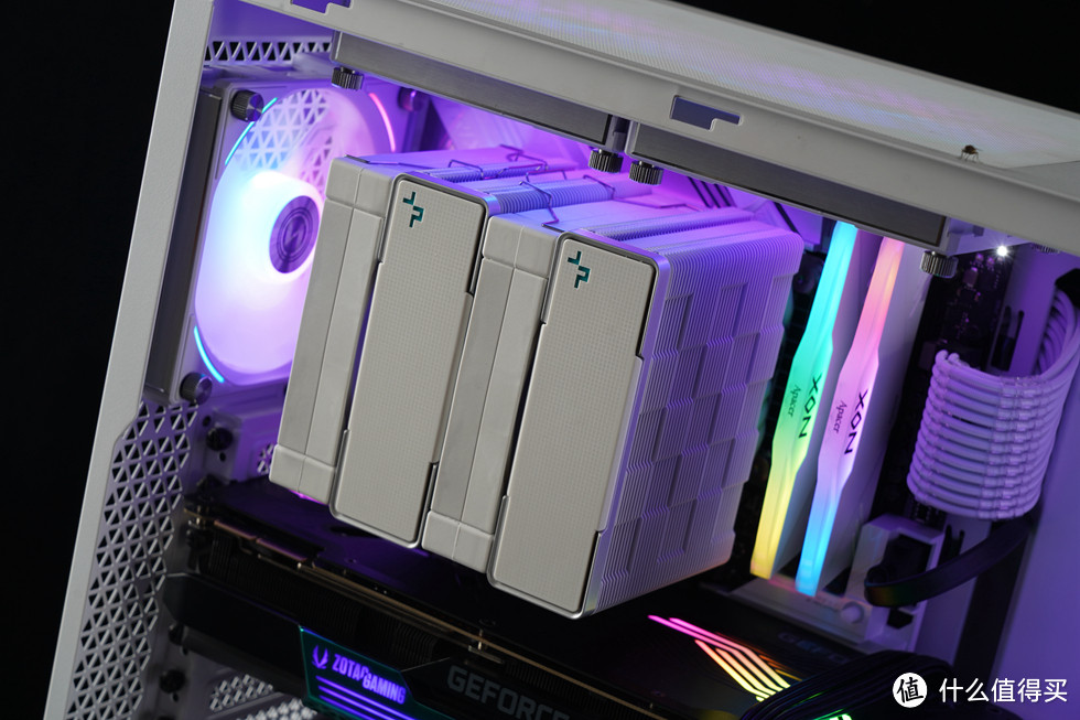 Fractal Design— PopAir机箱+ROG Z690 DDR4吹雪装机体验