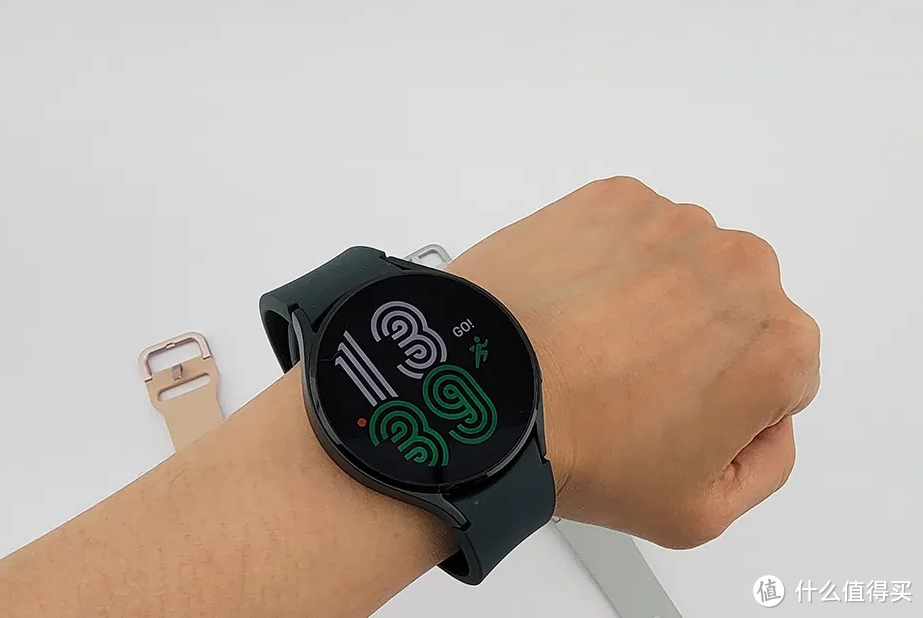 智能手表界的典范，三星Galaxy Watch4 Classic值得入手