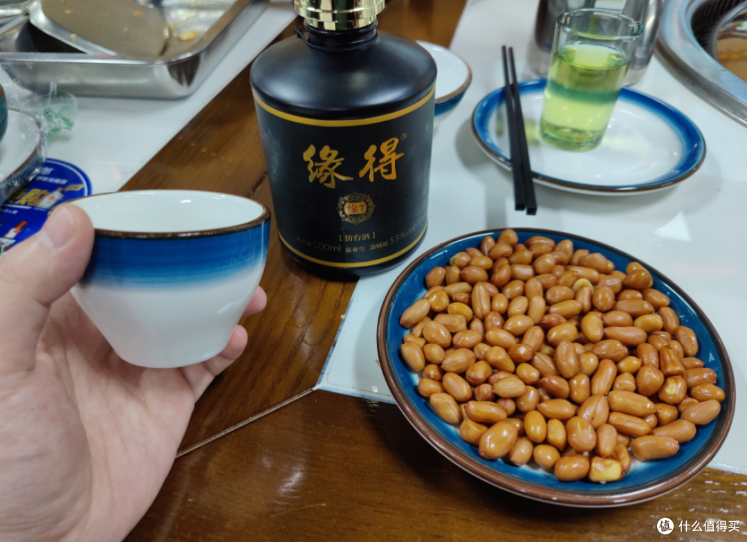 国庆送礼送什么礼品最好?想不到白酒才是更容易表达心意!