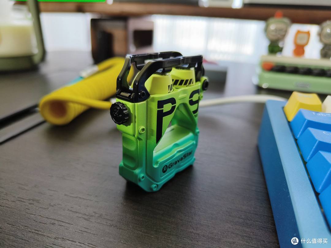 机甲风格耳机，做潮玩达人！重力星球 Sirius Pro P9入手体验！