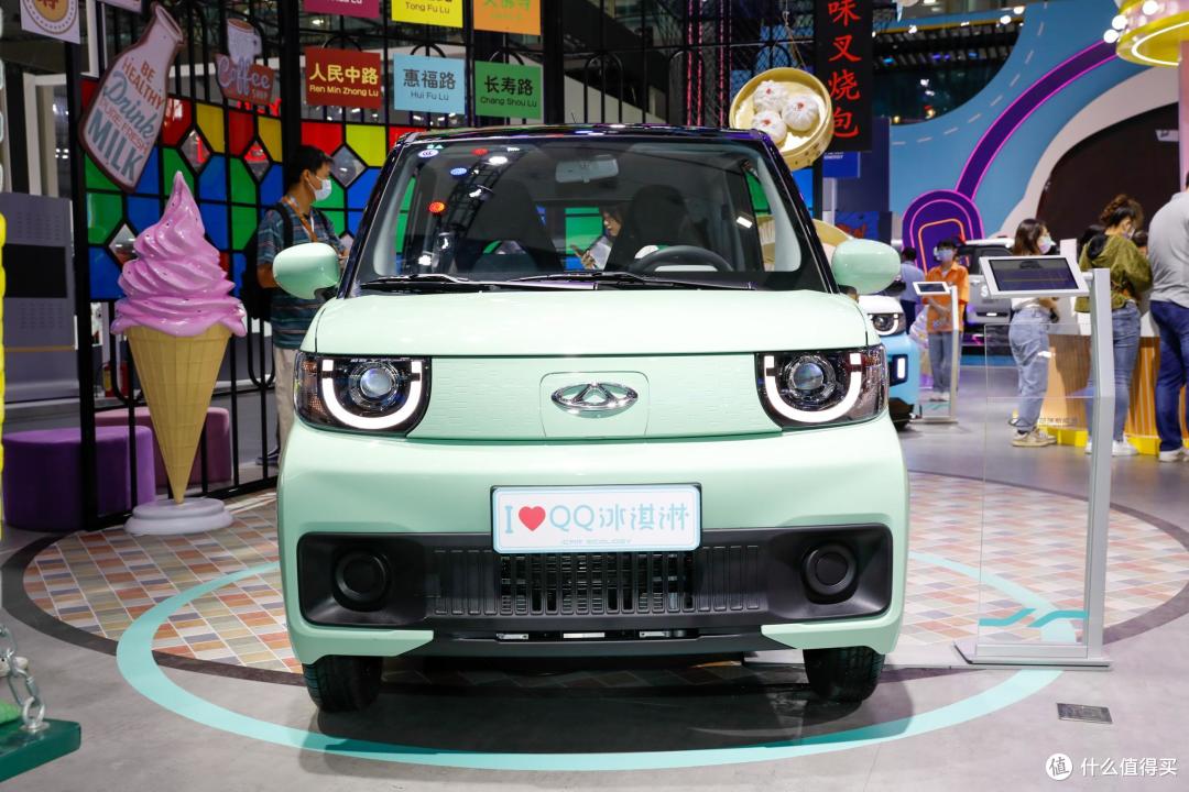 5万以内买电动车,奇瑞QQ冰淇淋VS五菱宏光MINIEV,到底谁更甜?