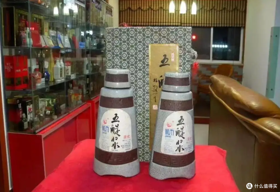 好酒只认识“茅五剑”?这4款白酒虽没名气,但却是行家的最爱