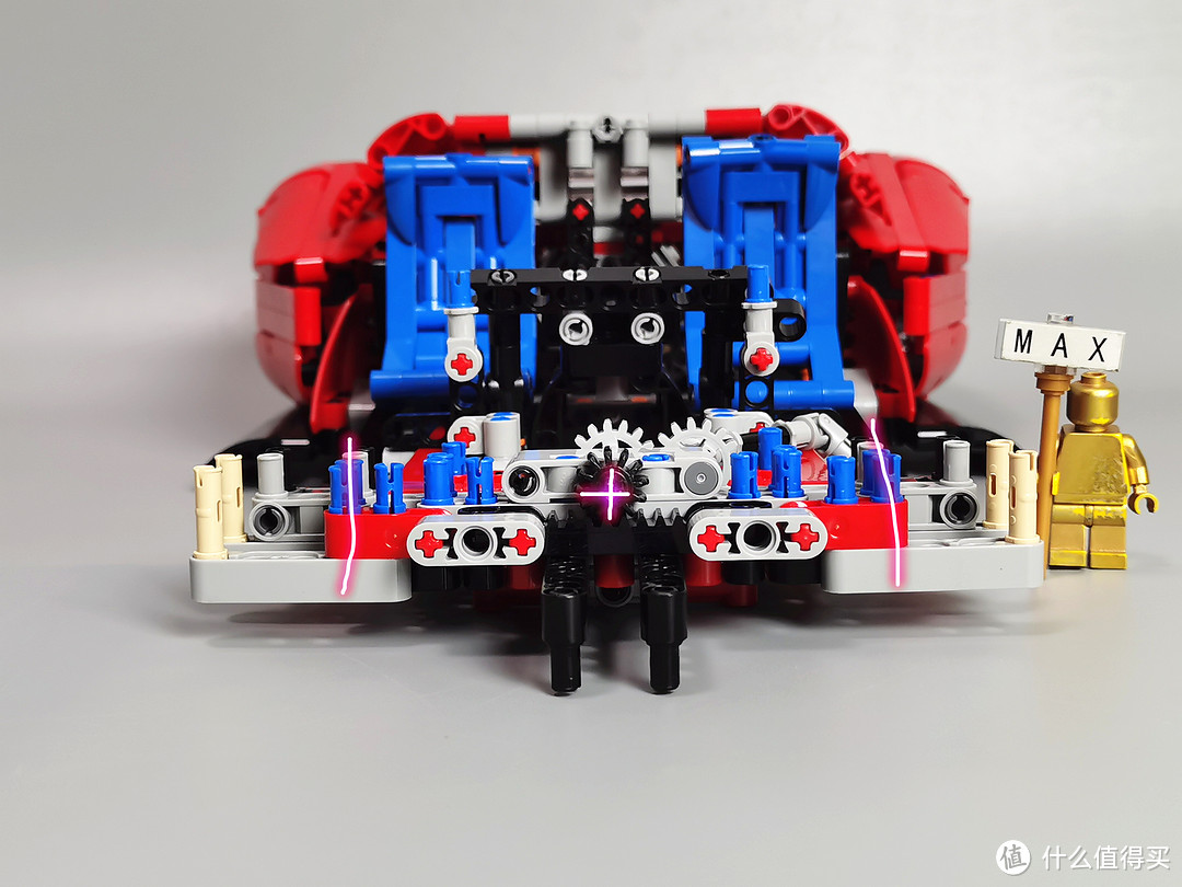 九千五转840匹V12自吸新马王!1:10版本的Daytona SP3