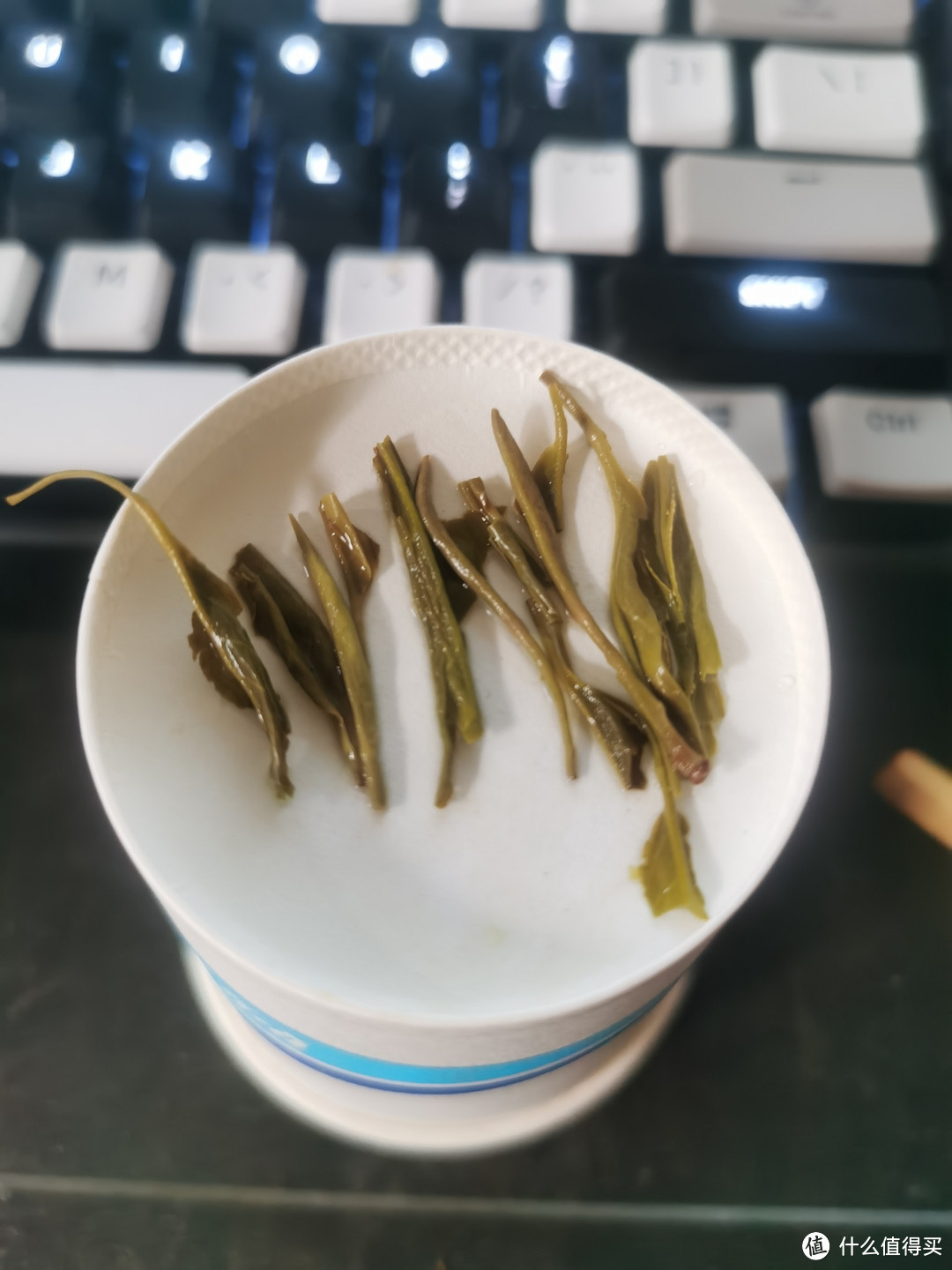 中茶猴王茉莉毛尖开箱。