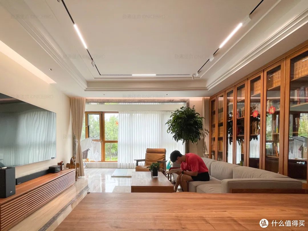 越用越美樱桃木，北京230平大平层6米大柜打造家庭核心区，一年成就颜值巅峰