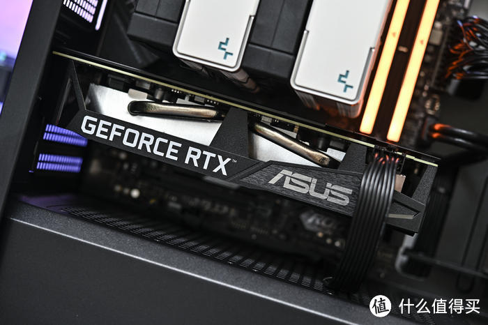 变脸熊猫——华硕ROG Z690G+九州风神魔方CH370装机展示