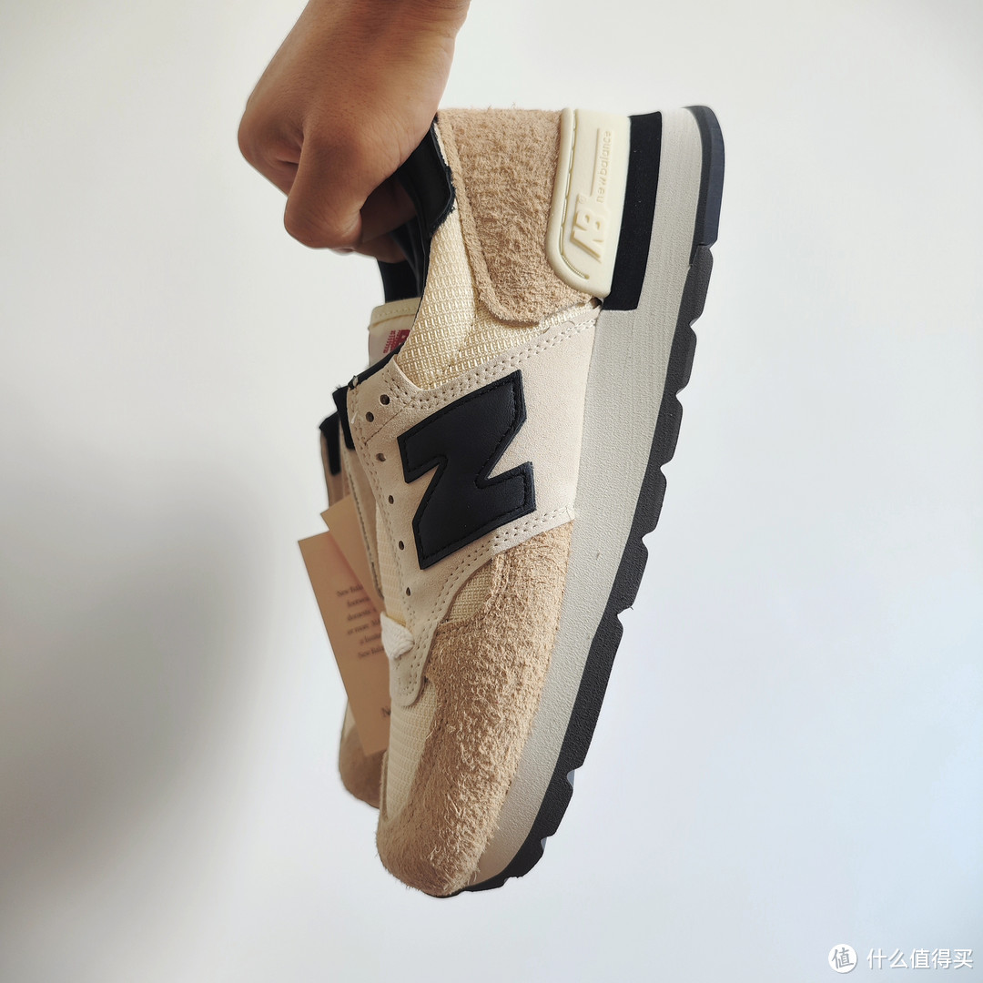 Saucony Butterfly一鞋三穿、Teddy Made 990V1分享