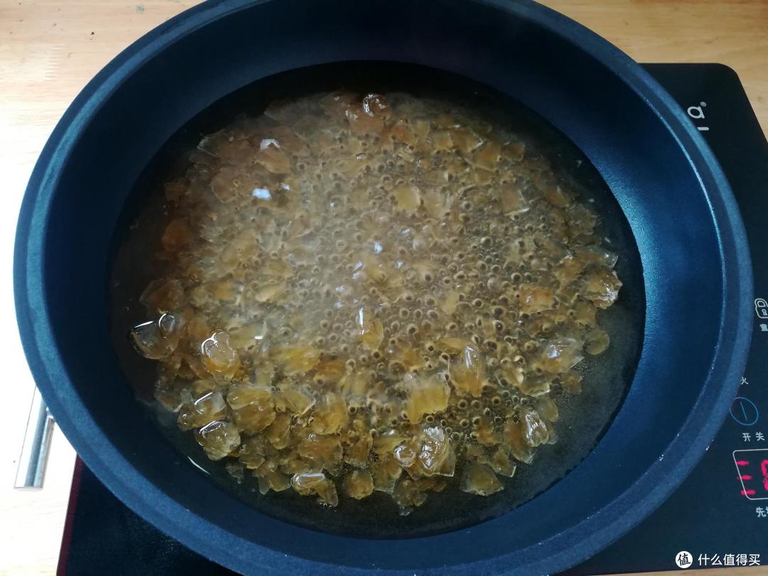 这水果皮是个宝,润肺又止咳,秋天吃正合适,可惜很多人不懂