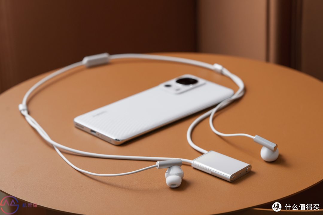 小米新出的手机,长得也太小仙女了吧!