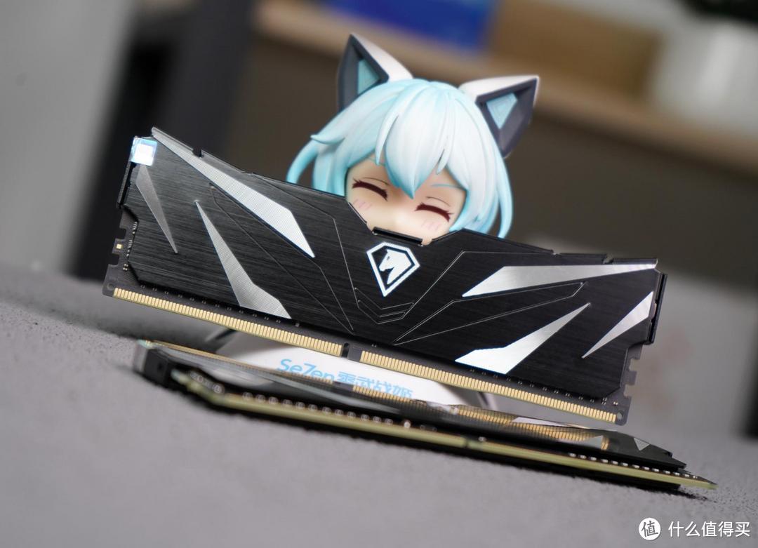 朗科越影II DDR4-3600内存评测：价格实惠，颜值高，还能超频