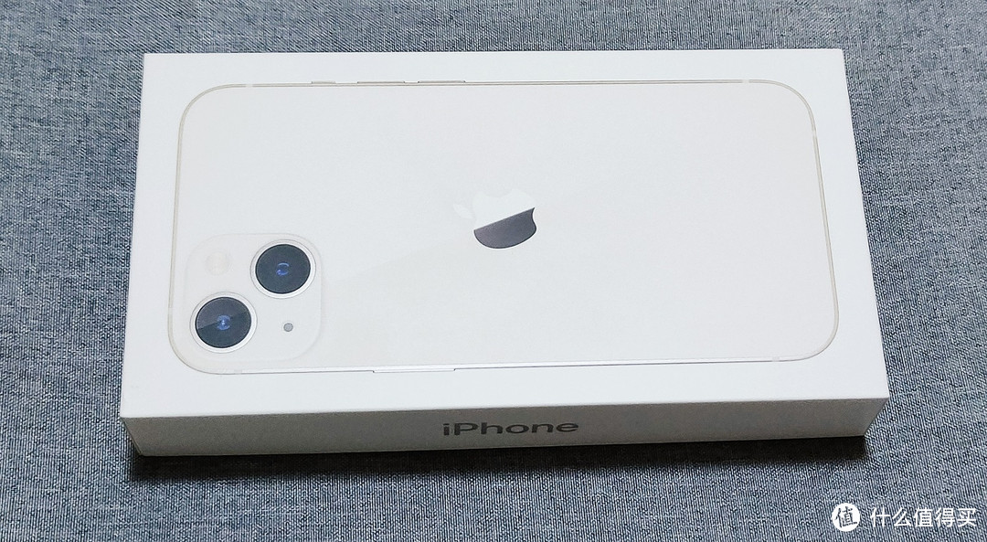 趁着iPhone 13价格抄底给妈妈买了一台新手机,这次就选了大容量的iPhone 13 256GB开箱分享