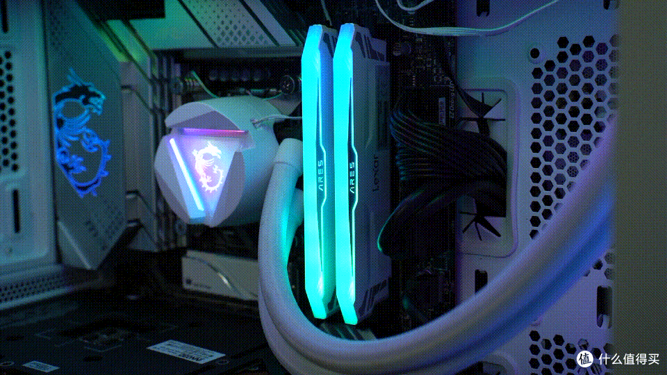 雷克沙战神之刃ARES RGB DDR4 4000内存实测，高颜值且潜力不错