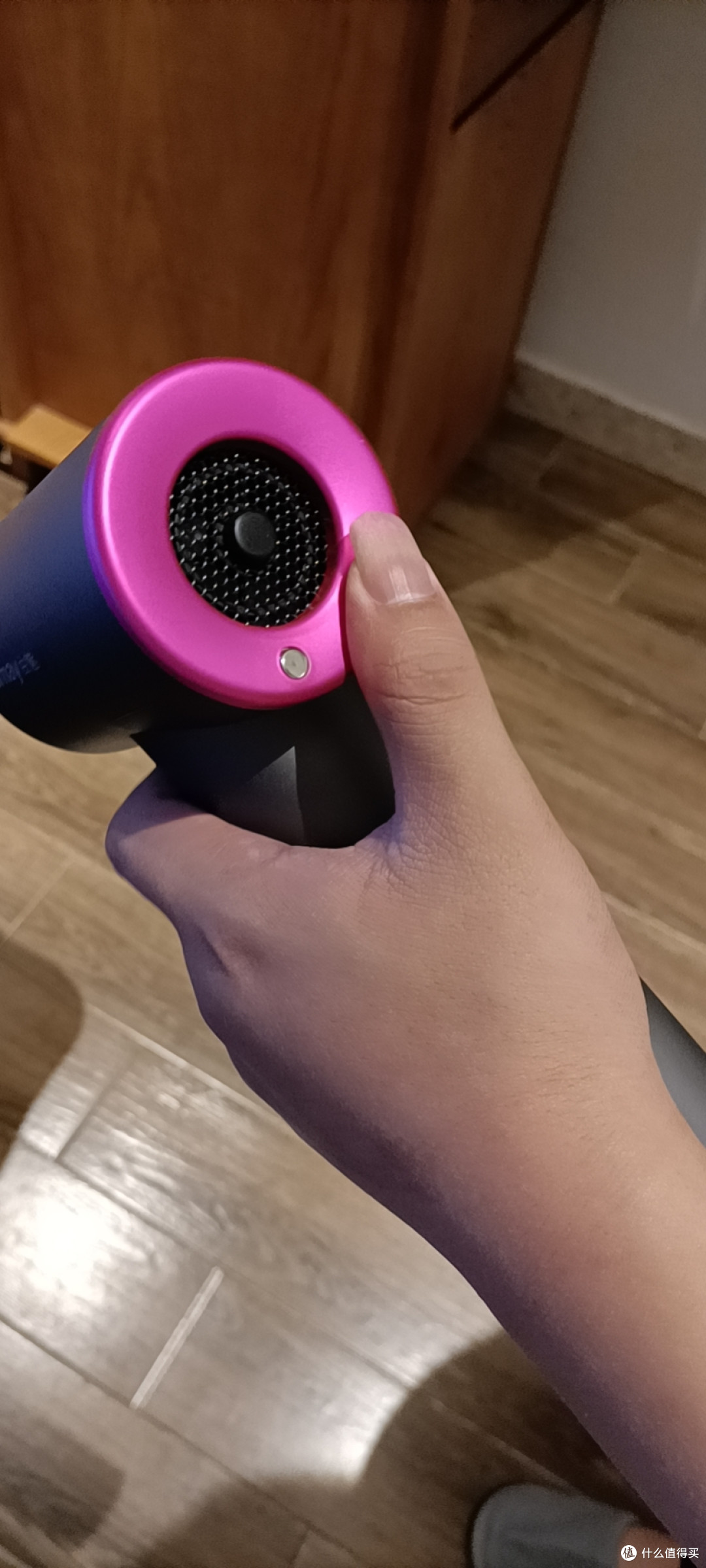 宿舍神器！无线吹风机给你干发自由