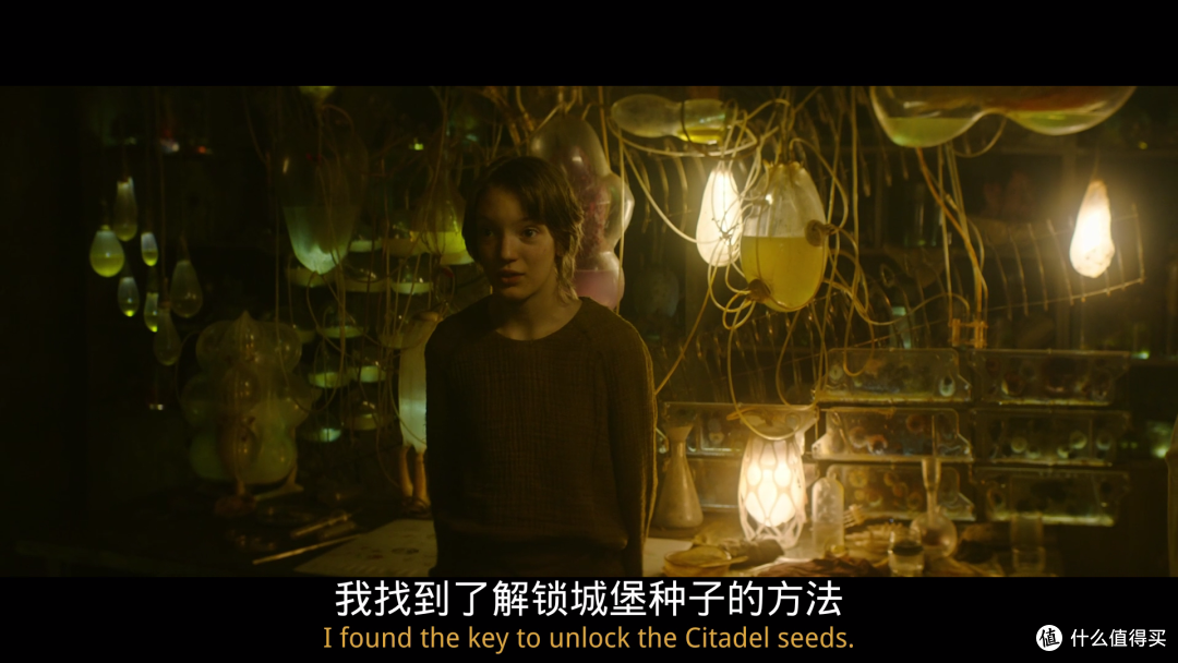 画面暗黑、剧情压抑的它,怎么就被赞年度最佳了,看完我找到了答案,有些隐喻我没解答出来大家一起聊聊