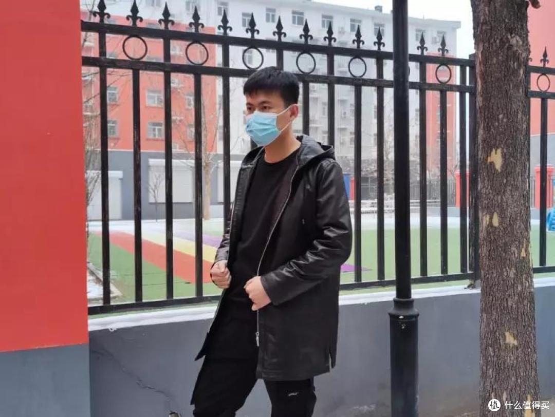 穿上小皮衣,潮酷出街,爱咋咋地