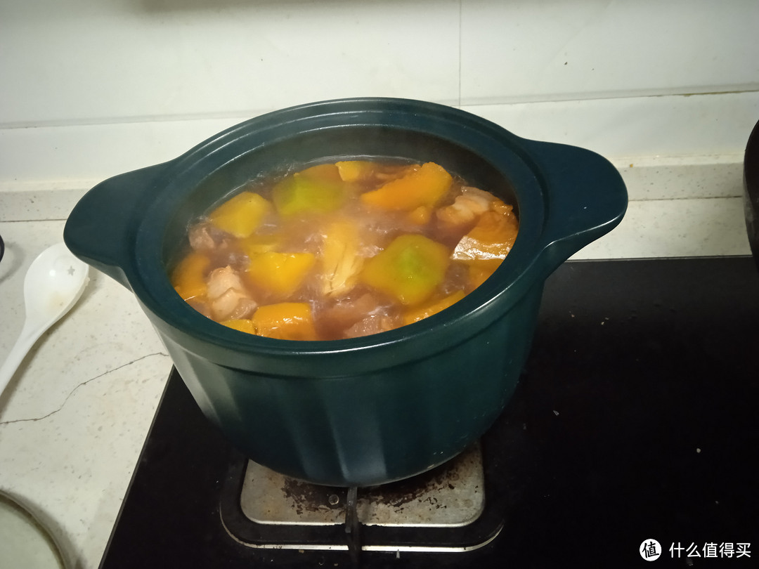 国庆节做好吃的。很适合炖汤的雅诚德3.8升瓷煲开箱